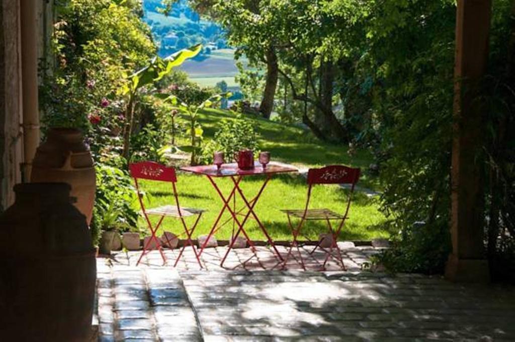 Auberge Du Canabal Лозерт Экстерьер фото